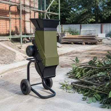 Измельчитель садовый Bosch АХТ25 D