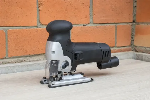 Лобзик AEG STEP100